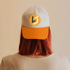 Gorra de marca La Sirvecería.