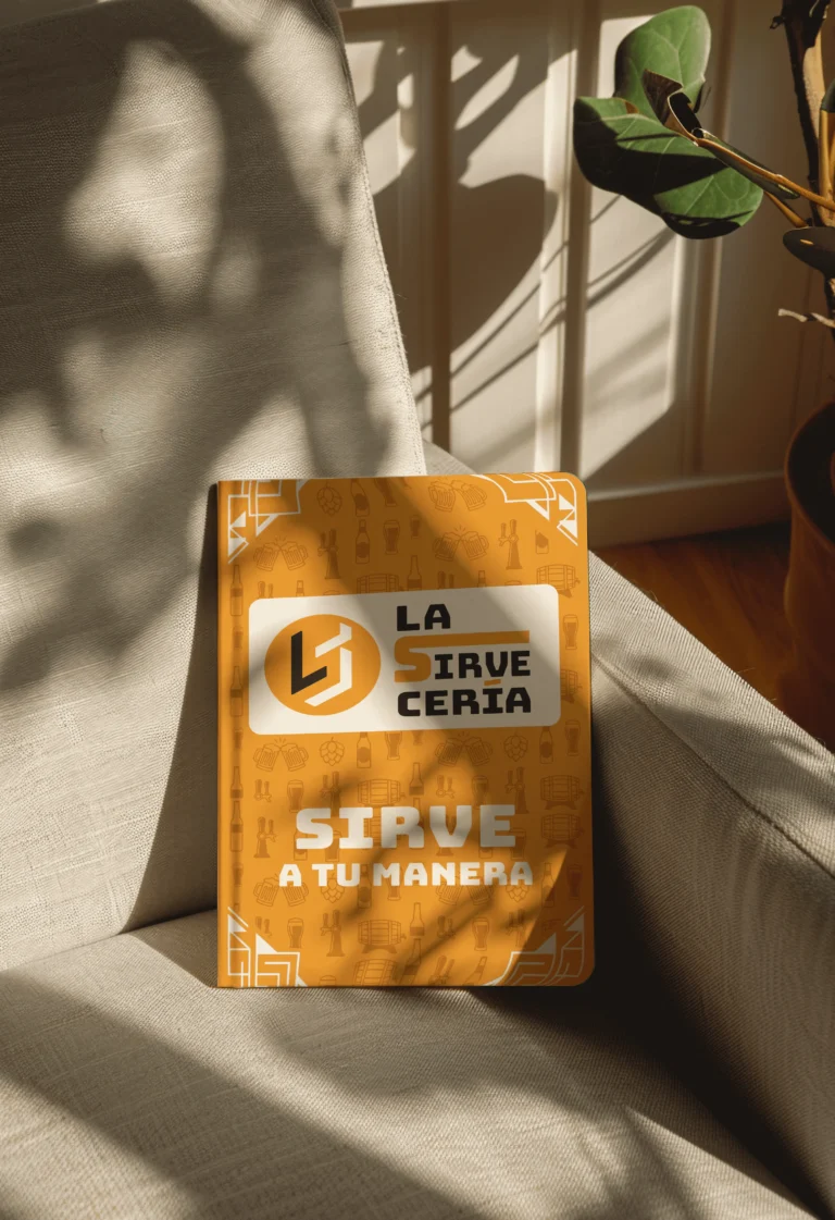 Libreta de marca La Sirvecería.